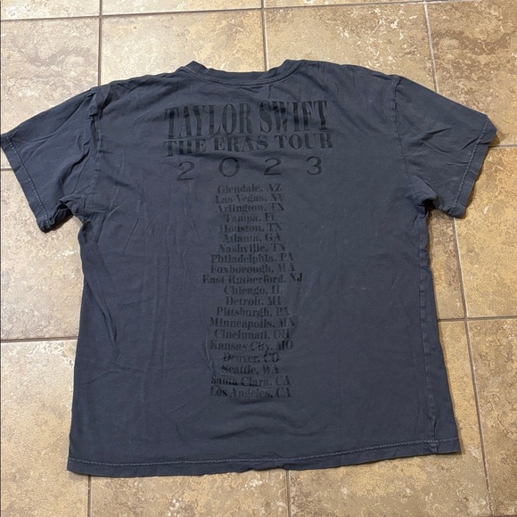 Taylor Swift the eras 2023 tour merchandise short sleeve mineral wash grey LG - Picture 5 of 9